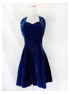 80s Vintage Crushed Velvet Halter Dress | Positively Ellyn Small